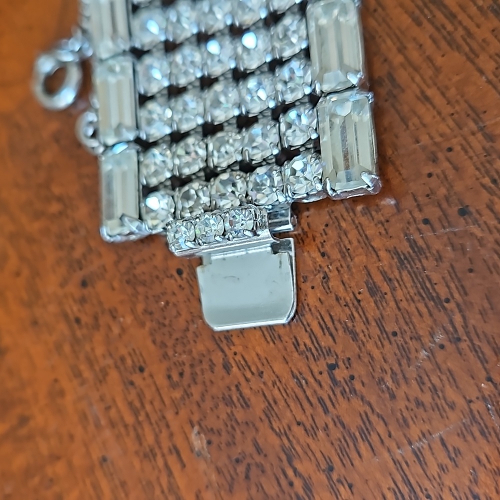Vintage Rhinestone Bracelet - Picture 3 of 6